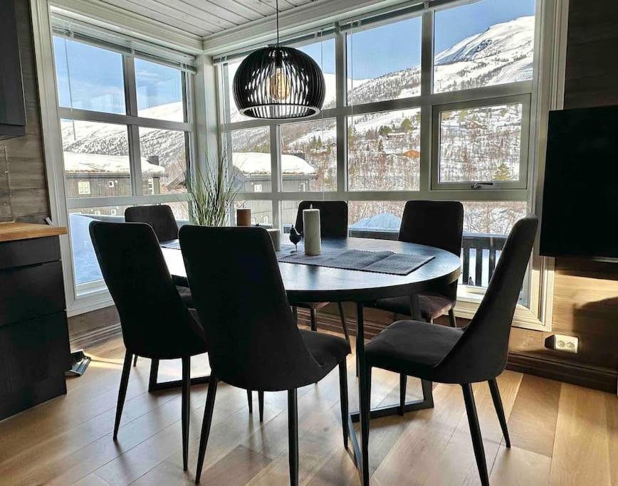 Lovise Mountain Apartment Stranda (More og Romsdal) Exterior foto
