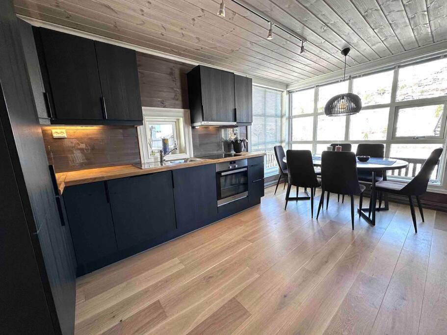 Lovise Mountain Apartment Stranda (More og Romsdal) Exterior foto