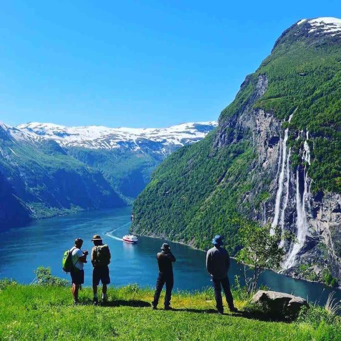 Lovise Mountain Apartment Stranda (More og Romsdal) Exterior foto